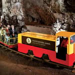 Tour alle Grotte di Postumia e al Castello di Predjama da Lubiana