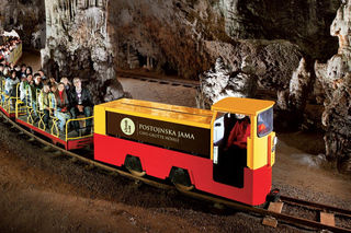 Tour to Postojna Cave and Predjama Castle from Ljubljana