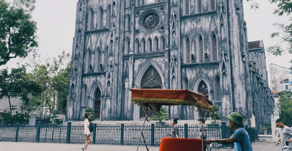 Hanoi: Embark On A Cyclo City View Tour