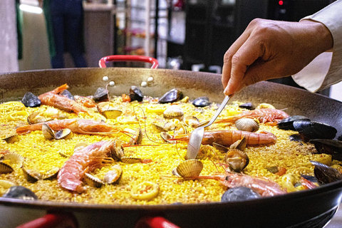 Madrid: Paella and Sangria Workshop with Tapas Tasting Vegan paella with vegan tapas tasting