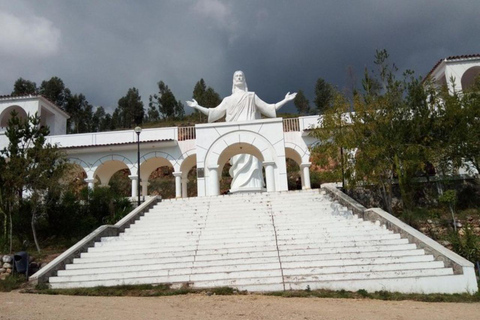 Pikimachay e Huanta: Un viaggio attraverso Ayacucho
