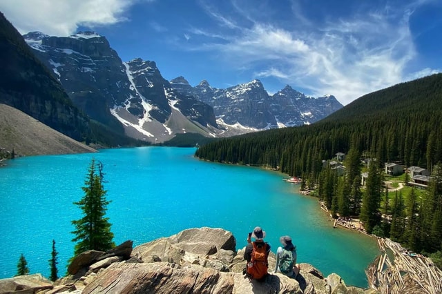 From Banff/Canmore: Moraine Lake & Lake Louise 1.5 Hrs Each