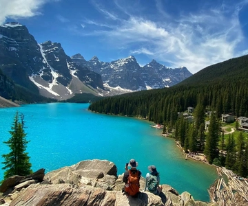 From Banff/Canmore: Moraine Lake, Lake Louise 1.5 hrs Each