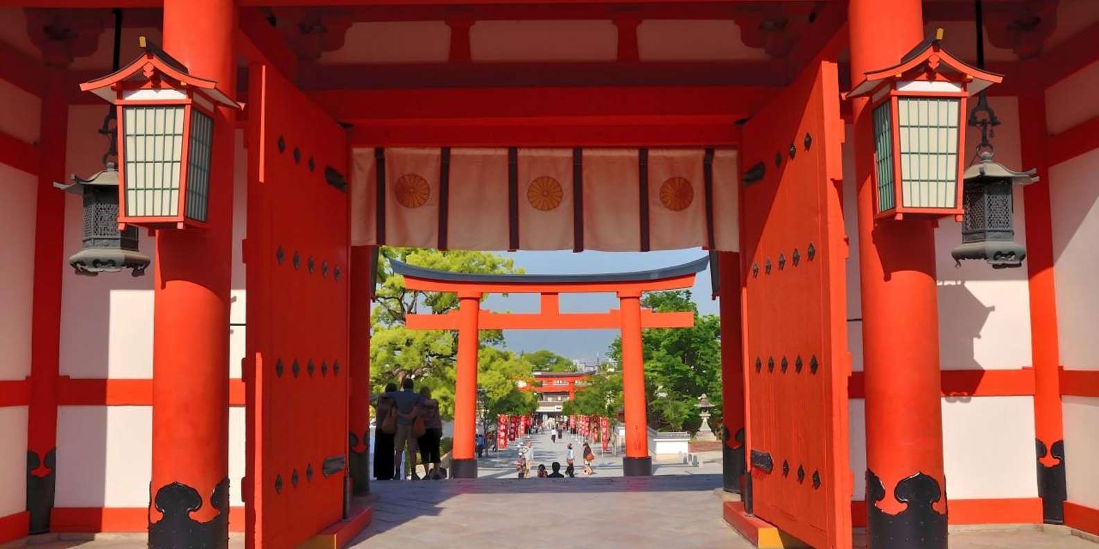 Kyoto experience — temples, geisha, bamboo grove — image 29