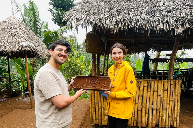 Arusha |Moshi: tour del villaggio Maasai, cascate e caffèArusha: villaggio Masai, cascata Materuni e tour del caffè