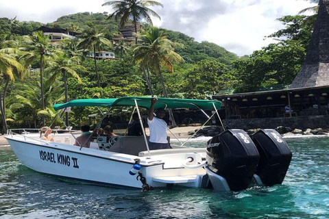 St. Lucia: Private Bootstour nach SoufriereHalbtags 25&#039; Schnellboot &quot;Israel King&quot;