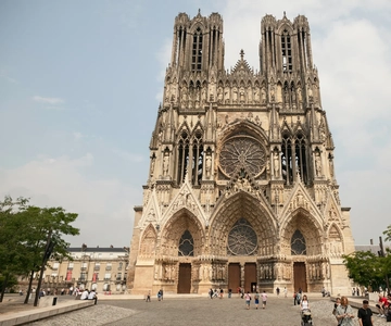 Visita guidata di Reims: visita dei luoghi più importanti della città, la cattedrale