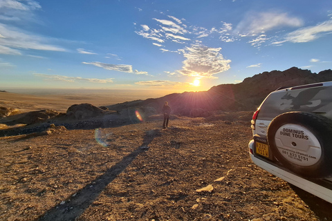 Swakopmund: Namib Desert Sunrise, Seals & Sandwich Harbour