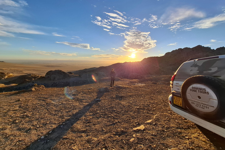 Swakopmund: Namib Desert Sunrise, Seals & Sandwich Harbour
