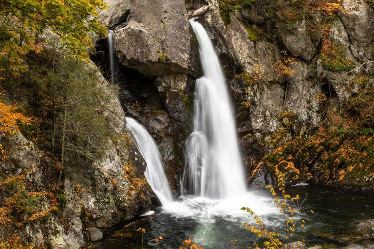 Boston: Pioneer Valley Waterfalls Tour with Transfers