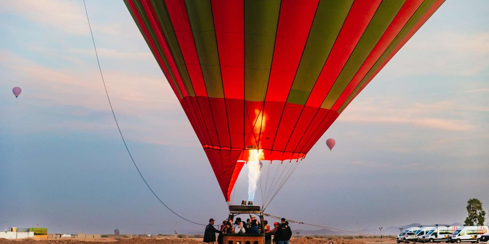Marrakech: Hot Air Balloon Ride with Transfers & Breakfast