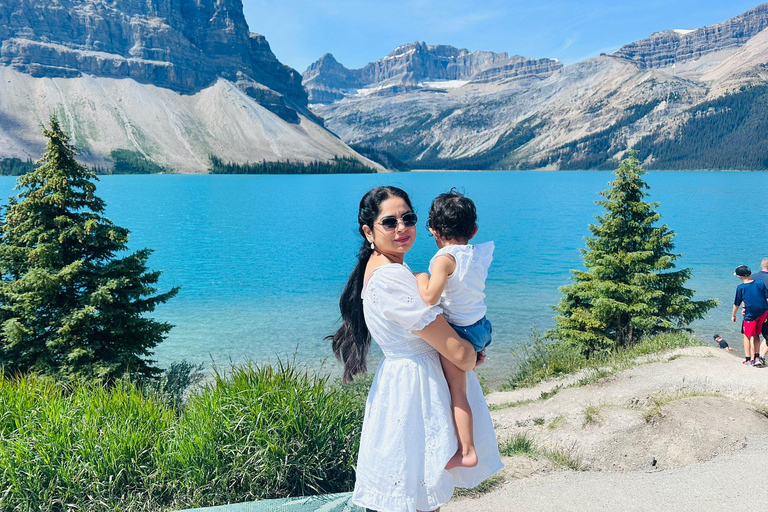 Calgary: Columbia Icefield & Skywalk, Peyto, Bow & Glaciers