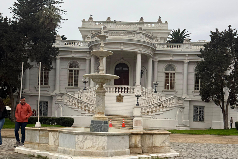 Viña del Mar: Guided Walking Tour with Museums