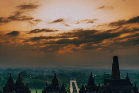 Borobudur Climb-Up & Prambanan Journey with Licensed Guide Borobudur Climb-Up & Prambanan Journey with Licensed Guide