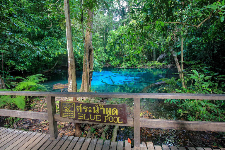 Krabi Outback Explorer till Smaragdpoolen och Wareerak Hotspring