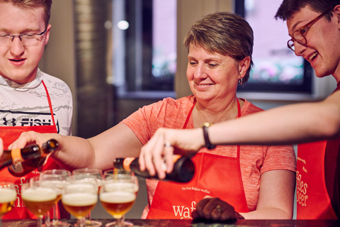 Bruxelles: Laboratorio di preparazione di waffle belgi con degustazione di birra