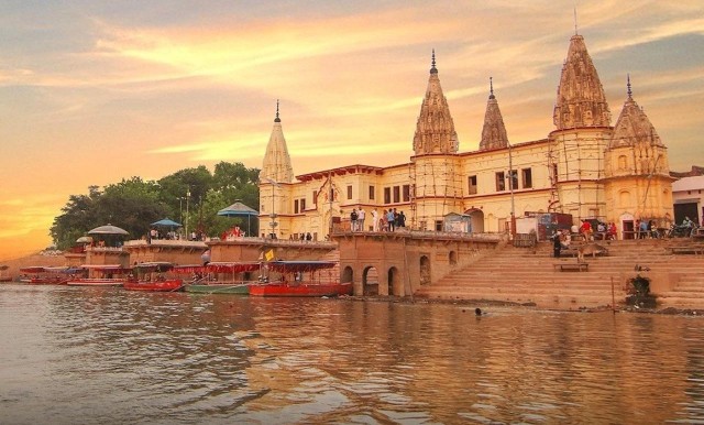 Visit Ayodhya  Private car hire with driver for 8 hours/ 80 kms in Ayodhya, India