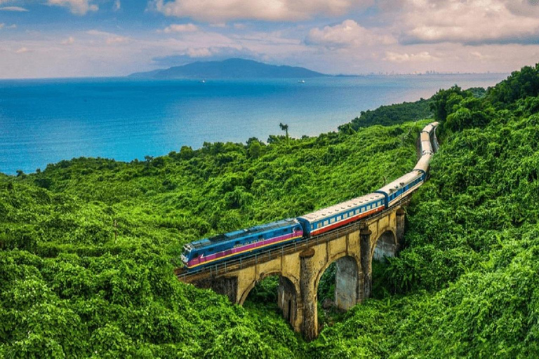 Hoi An do/z Hue przez My Son Sanctuary i Hai Van Pass