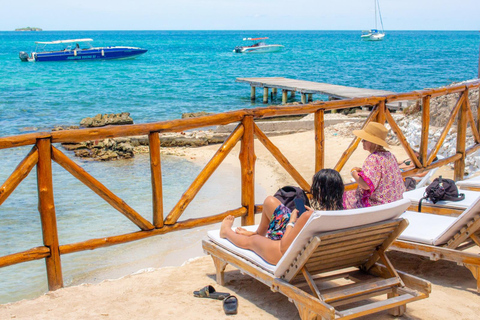 Cartagena: fuga caribenha personalizada com almoço e bebidasCartagena: Fuga pessoal ao Caribe com almoço e bebidas