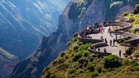 Explore Colca Canyon, transporte privado - Housity
