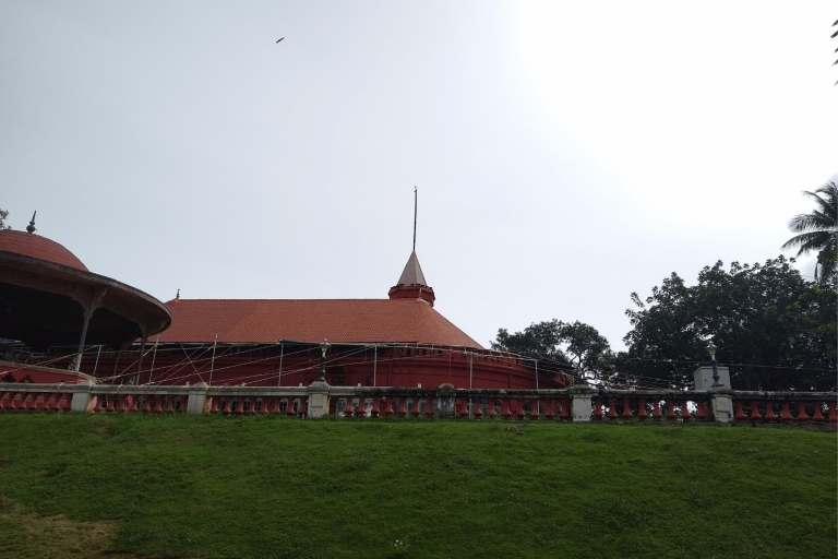 Points forts de Trivandrum (visite guidée d'une demi-journée en voiture)