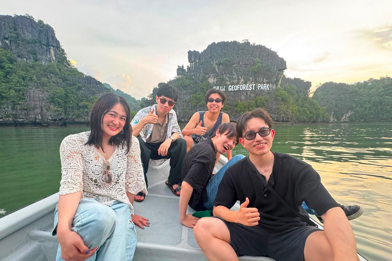 Langkawi: Beach and Lake Tour with Fish Feeding