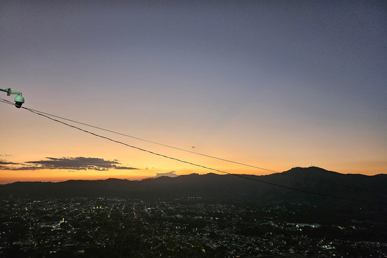Santa Ana: Cerro Tecana Sunset Hike Tour