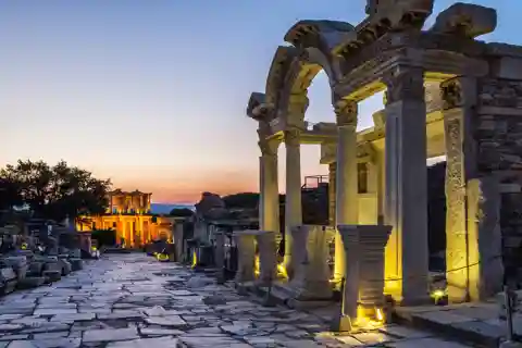 Från Kusadasi: Efesos och Pamukkale 2 dagars privat tur