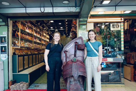 德里：女性导游陪同的旧德里豪华之旅与嘟嘟车体验德里：老德里奢华之旅（女导游陪同，嘟嘟车接送）