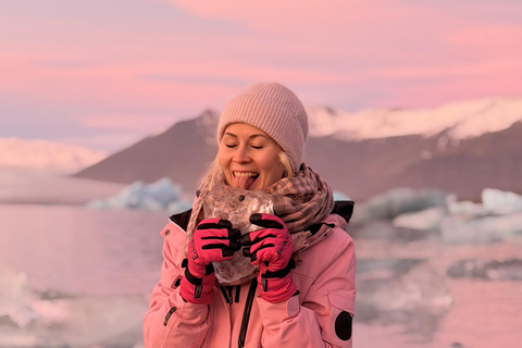 Reykjavik: 6-Day Iceland Tour with Accommodation
