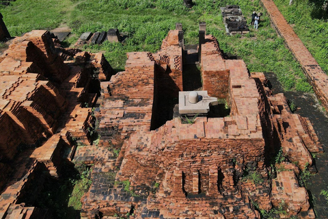 Hoi An: My Son Sanctuary Sunrise Tour with Breakfast