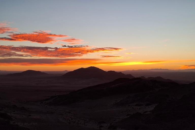 Swakopmund: Namib Desert Sunrise, Seals & Sandwich Harbour