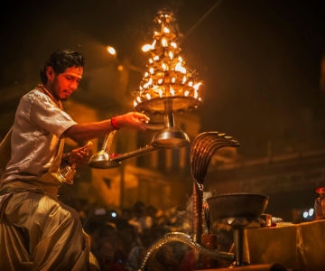 Da Varanasi: Varanasi e Sarnath: tour guidato di un giorno intero in auto