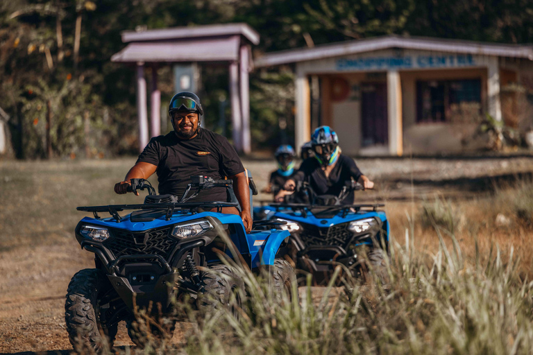 Nadi: Quad Bike ATV Off-Road Village Tour mit Kava Zeremonie