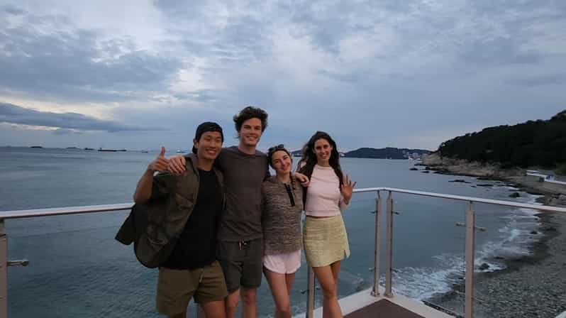 Busan: Bongnaesan Hiking Tour with Local Lunch