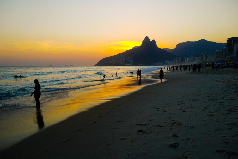 Rio de Janeiro: City tour, food, night attractions and more!