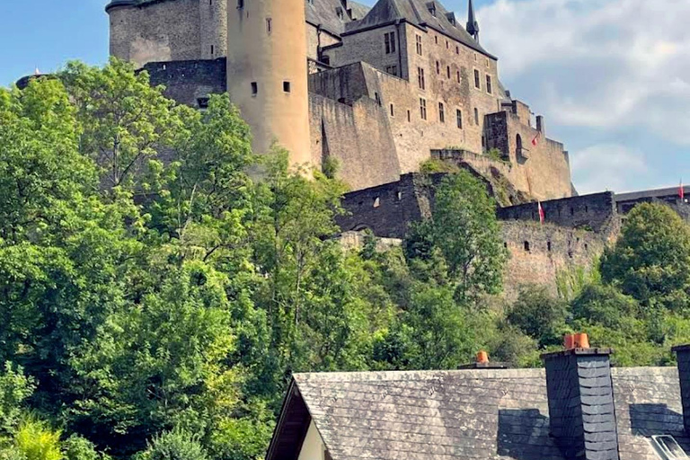 Luxembourg: Vianden Castle Guided Tour with Transfer