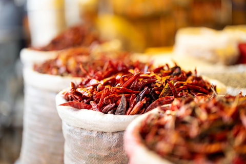 Delhi: Private Half-Day Old Delhi & Hidden Lanes Tour Tour with Guide, AC Car & Street Food Tasting