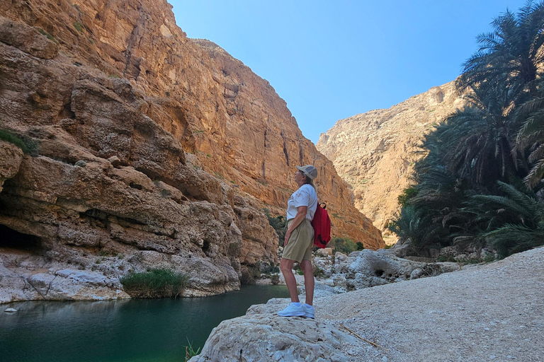 Oman: 8-Day Adventure Muscat, Wahiba Desert & Jebel Akhdar Oman: 8-Day Private Adventure