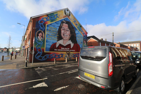 Visite en taxi de la fresque politique de Belfast