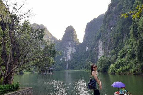 Depuis Hanoi : Ninh Binh - Trang An - Grottes de Mua - Déjeuner et busAu départ de Hanoi : Découvrez la beauté de Ninh Binh - Excursion d&#039;une journée