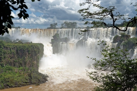 Iguazu Taxis: Airport+Waterfalls both sides+ Airport! The visit is done alone to enjoy without haste