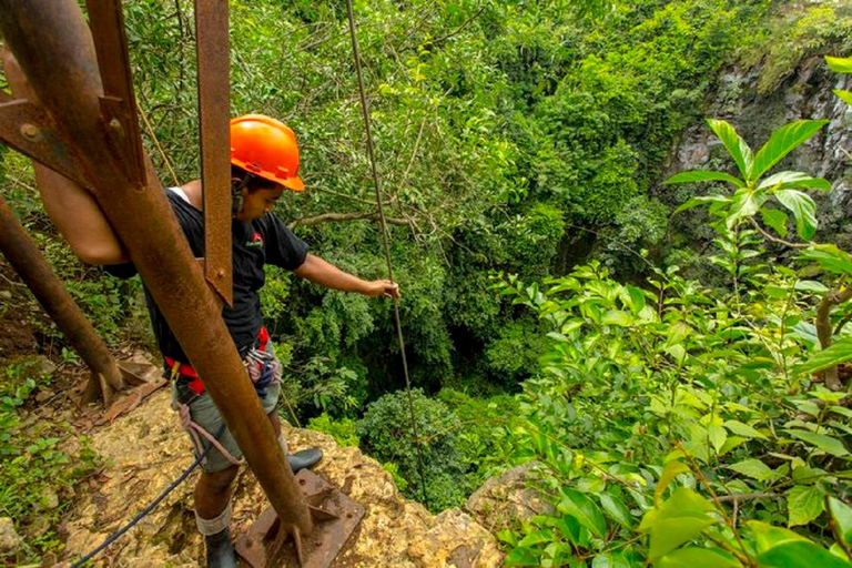 Från Yogyakarta : Dagstur till Jomblanggrottan