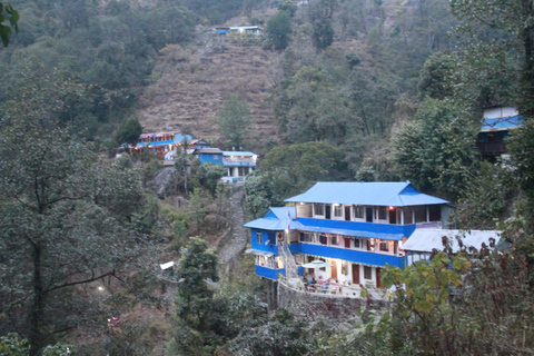 Découvrez la magie de Poon Hill : Un trek de 4 jours au départ de Pokhara