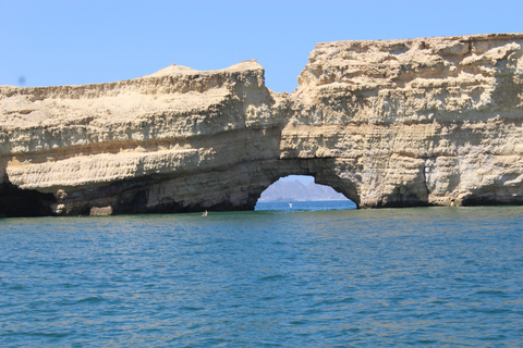 Kust- och solnedgångskryssning i Muscat