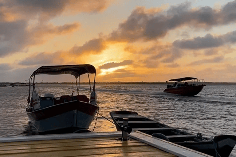 Maranhão: Rio Preguiças Sunset Kayak Tour with Guide