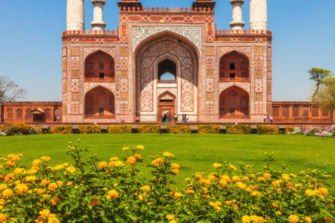 Private Agra Tour: Akbar Tomb, Agra Fort, and Baby Taj