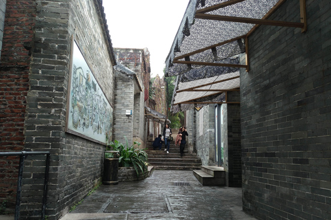 Guangzhou: Lingnan Impression Park Entry Ticket(Opt Guide) Entry ticket + English-speaking local guide service