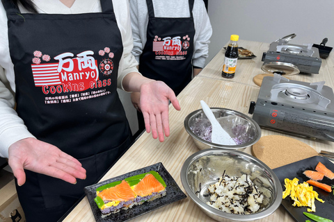 Kyoto: Japanese Udon and Sushi Cooking Class with Tastings