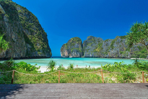 Phuket: Snorkling på Phi Phi &amp; Bamboo Islands med motorbåt